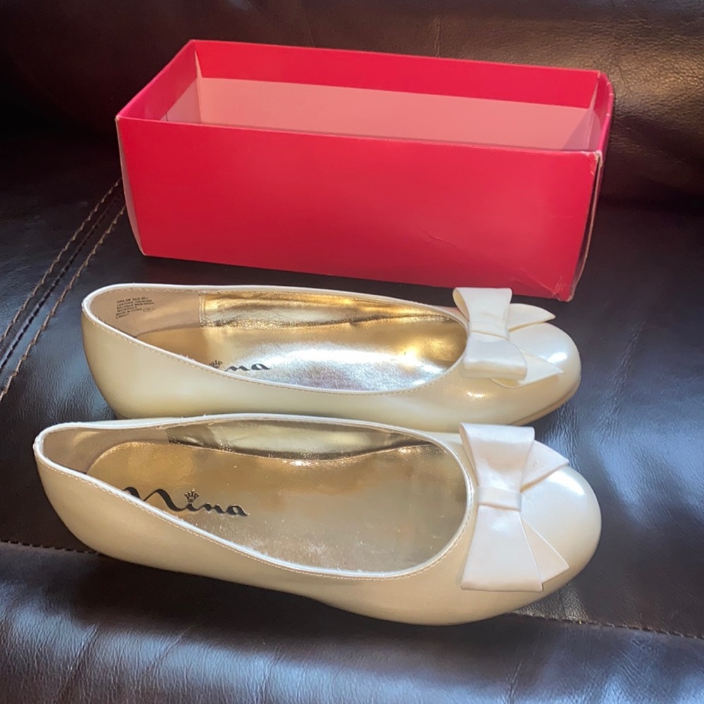 Girls dress shoes